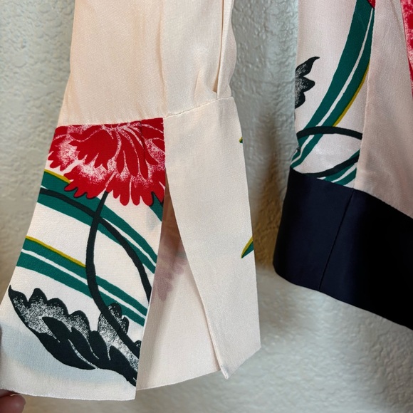 Diane von Furstenberg Silk Ivory Magenta Teal Navy Bohemian Floral Wrap Blouse S - Picture 4 of 15